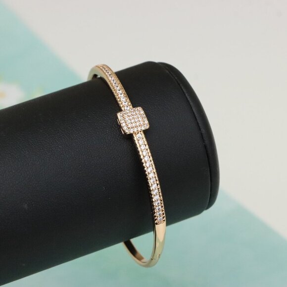 Elegant Rose Gold Bangle with Pave-Set Square Accent, XPBL0500 - Picture 7 of 12